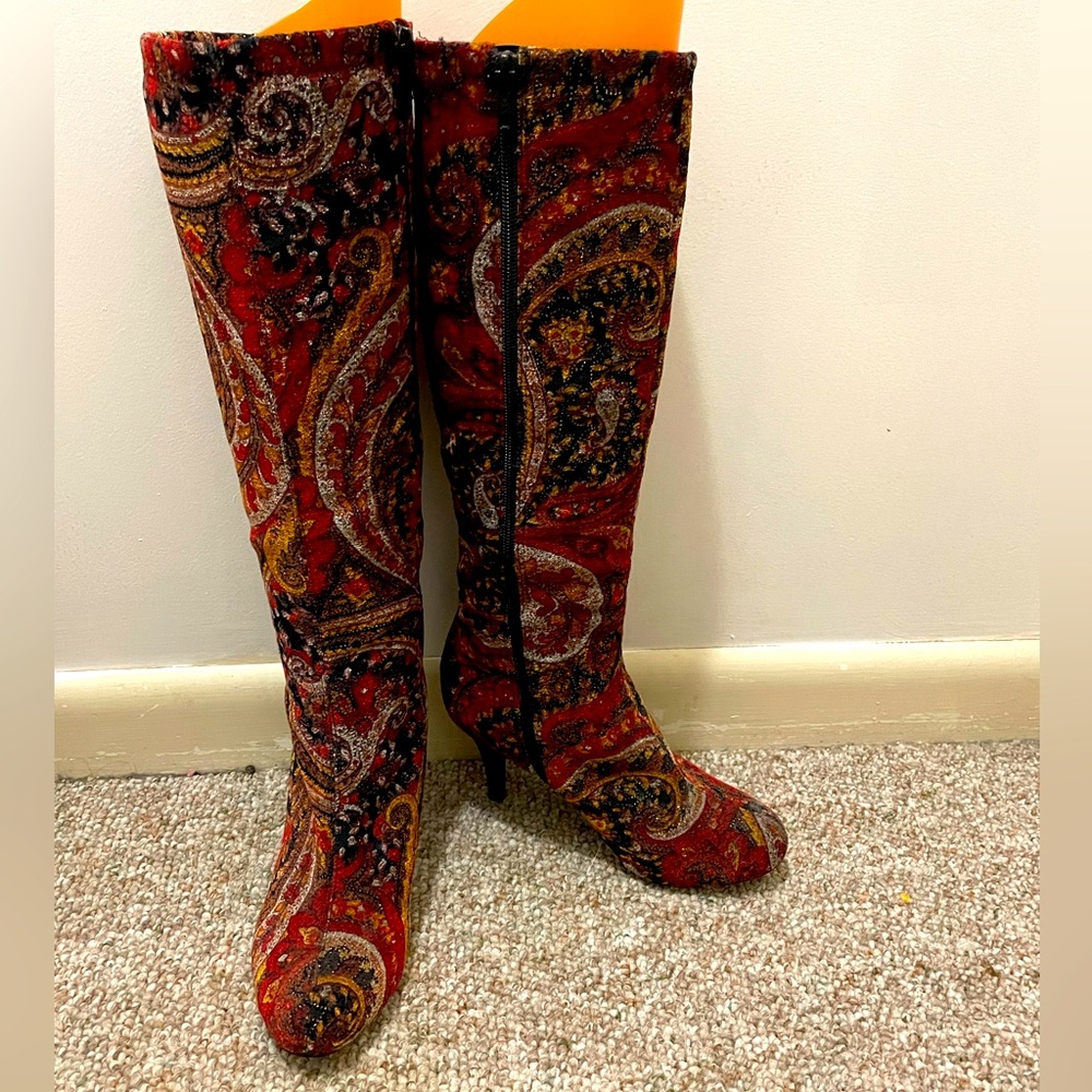 Diba red/gold knee-high stiletto boots, size 7.5